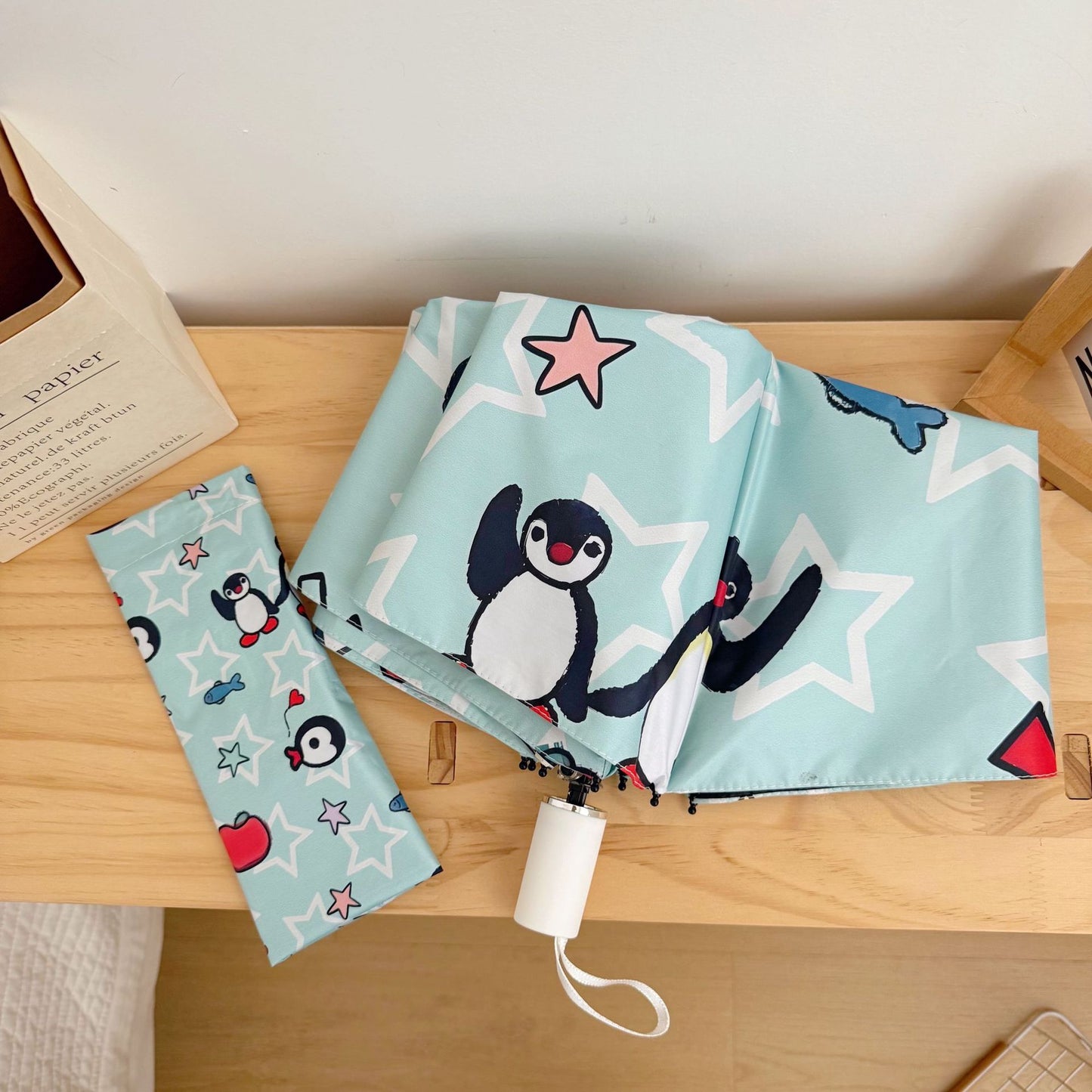 Damen faltbarer Regenschirm mit verspieltem Pinguin-Design Brehn