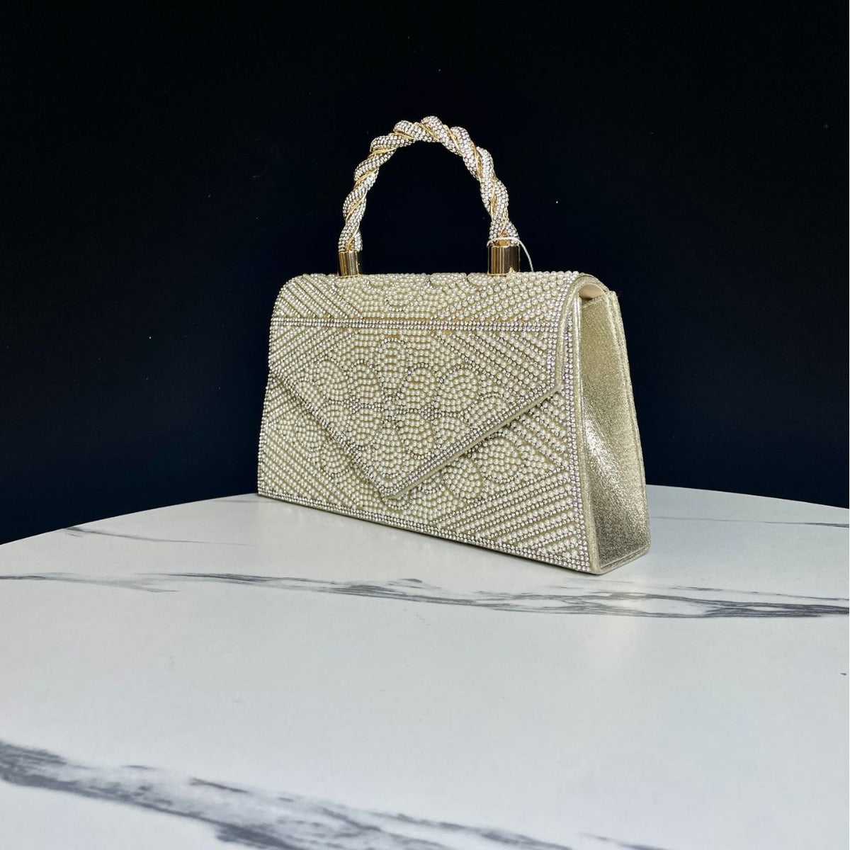 Strass-besetzte Abendhandtasche