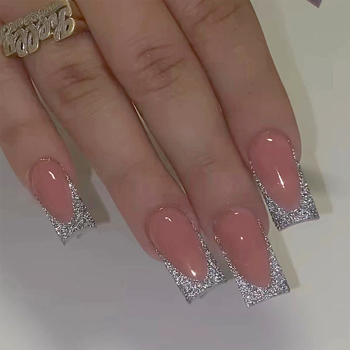 Glitzernde Französische Spitze Nagelkunst Brehn