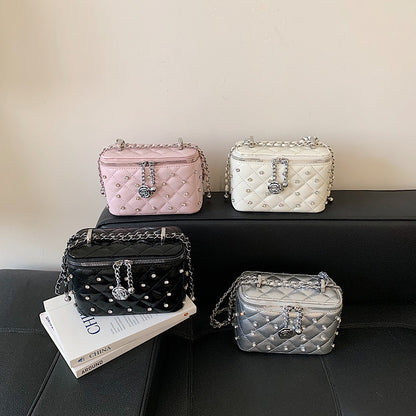 Elegante gesteppte Abendhandtasche