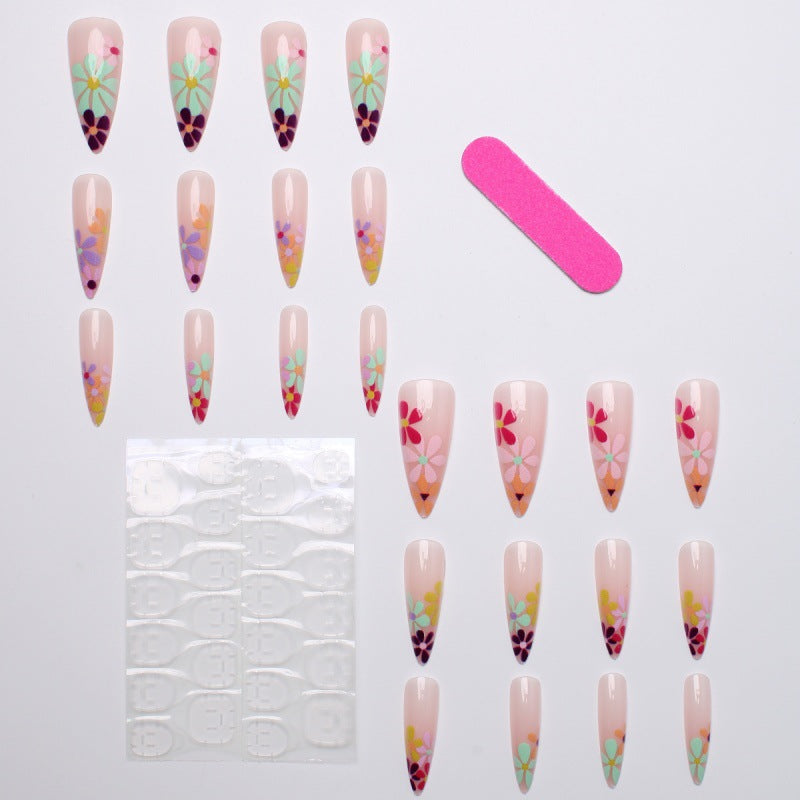 Kunstnägel mit floralen Mustern Brehn