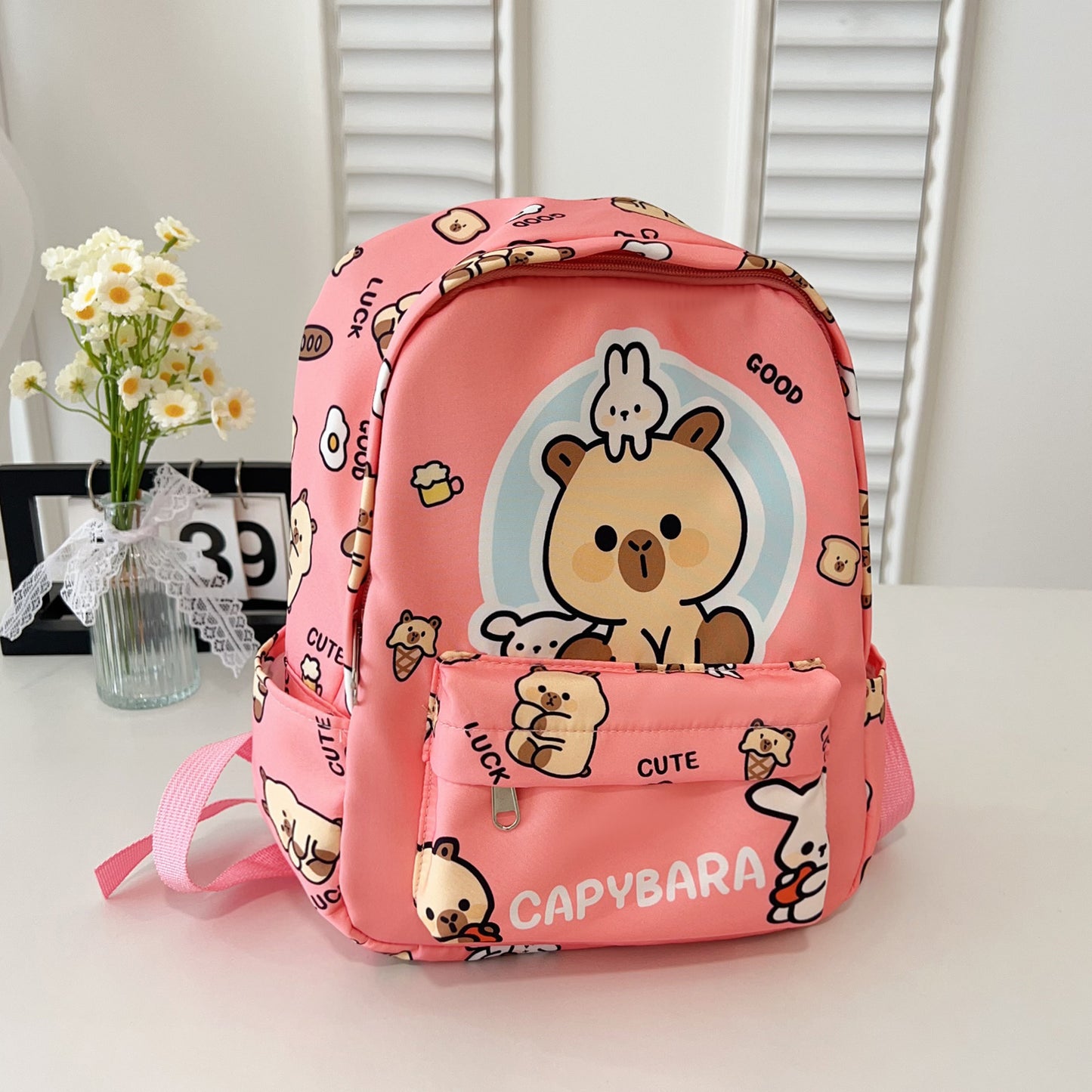 Niedlicher Rucksack im Cartoon-Stil Brehn