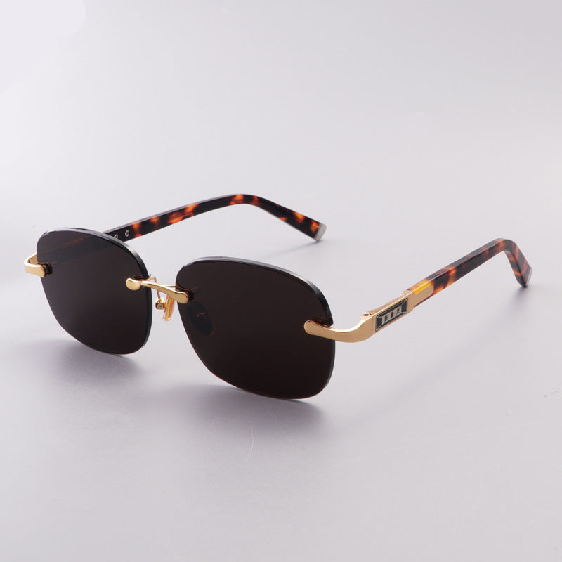 Damen Elegante Sonnenbrille im modernen Retro-Stil Brehn