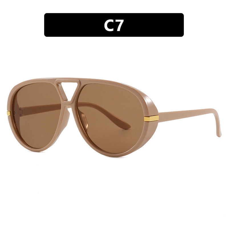 Damen modische große Sonnenbrille mit elegantem Rahmen und schützenden Gläsern Brehn