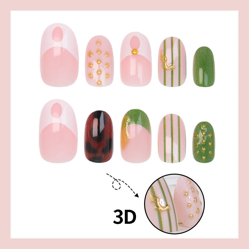 Kreatives Nageldesign Brehn