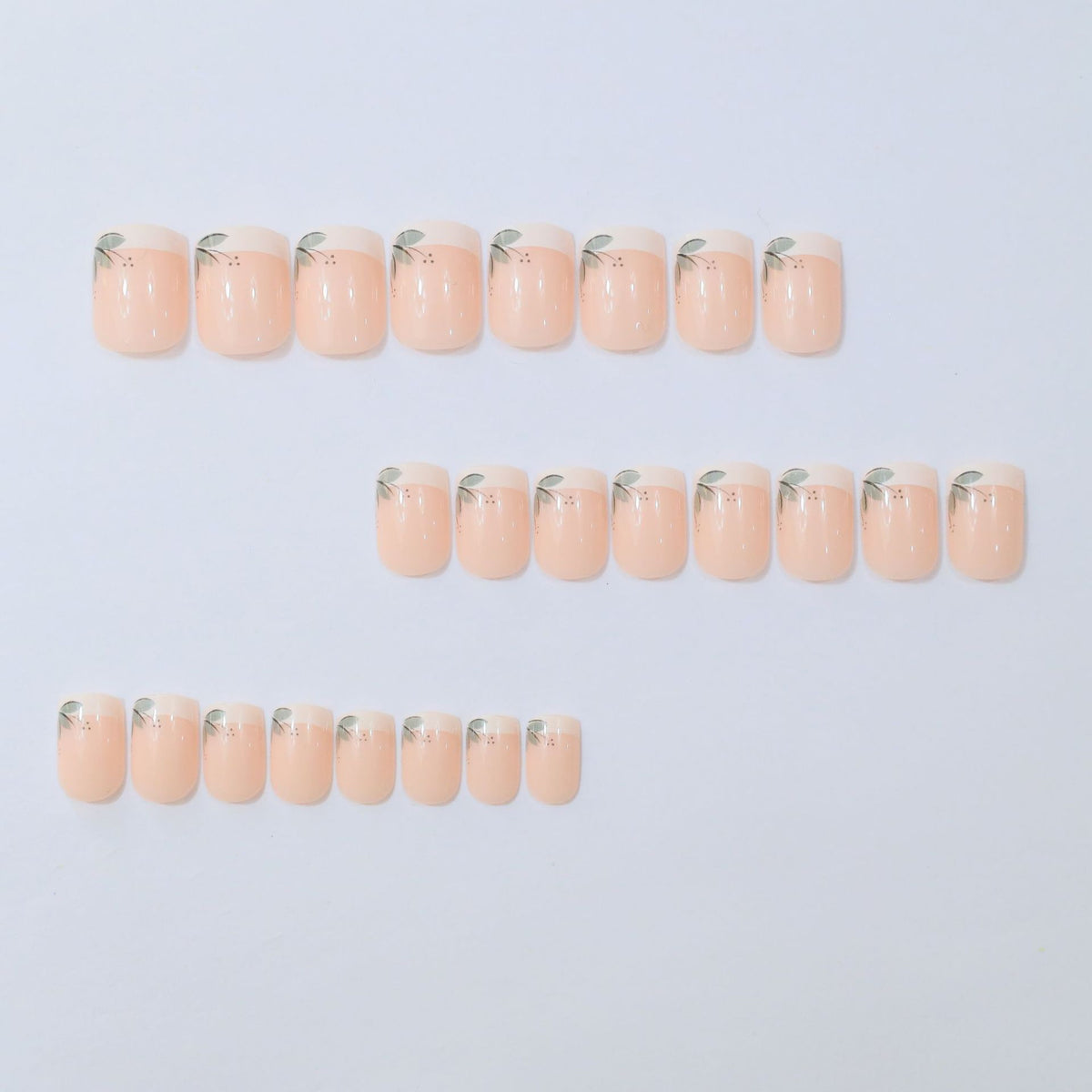 Elegante Französische Spitze Floral Nagelverbesserungen Brehn