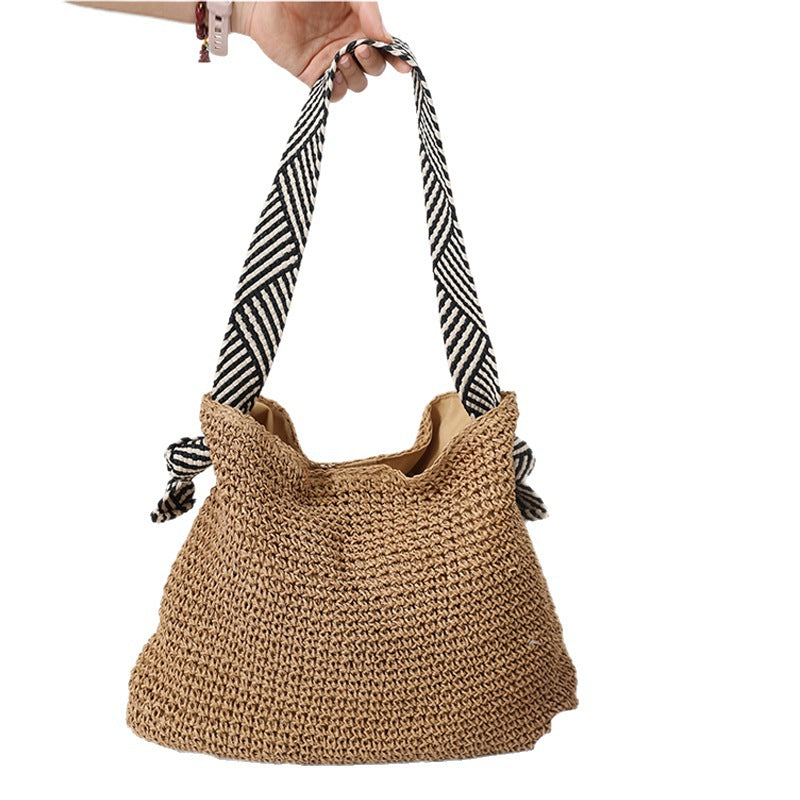 Damen Handtasche aus Naturmaterialien mit modischem Karomuster Brehn