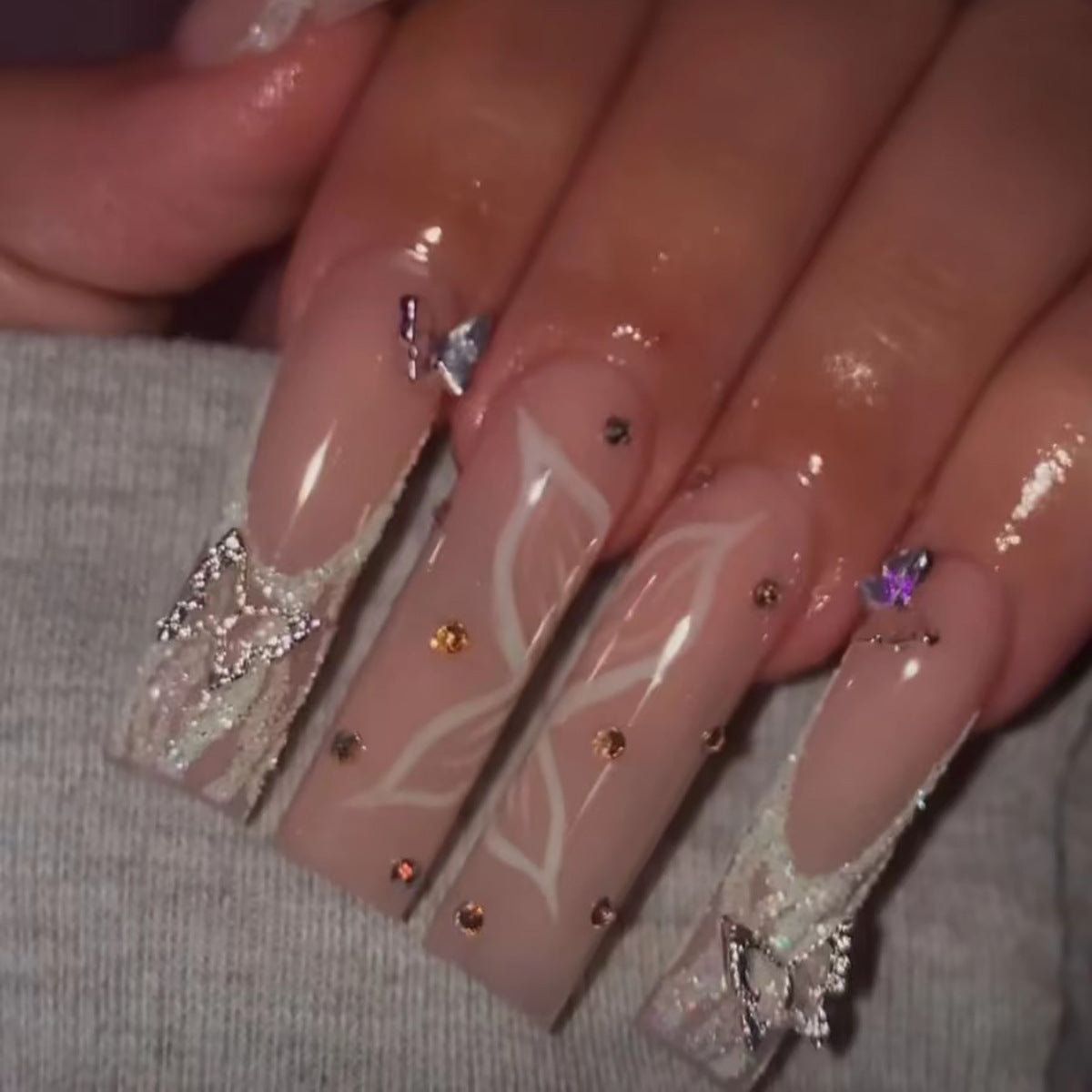 Elegante Lange Nagelkunstverlängerungen Brehn