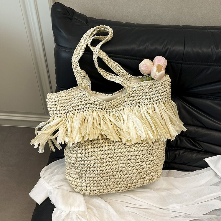 Stroh-Tasche mit Fransen und Modernen Details Brehn