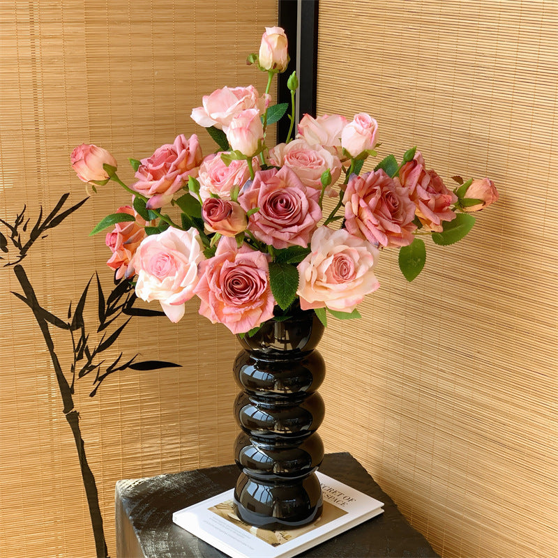 Elegante künstliche Rosenstängel