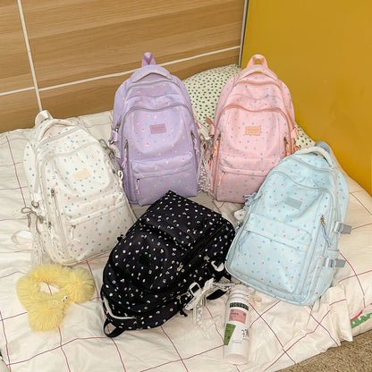 Stylischer Multi-Taschen-Rucksack mit dekorativen Akzenten Brehn