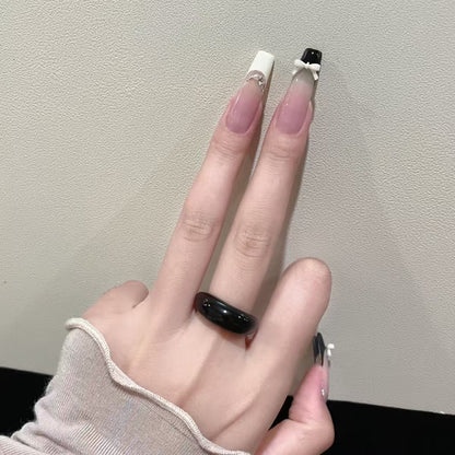 Dekorative Stiletto-Nagelkunst-Tipps