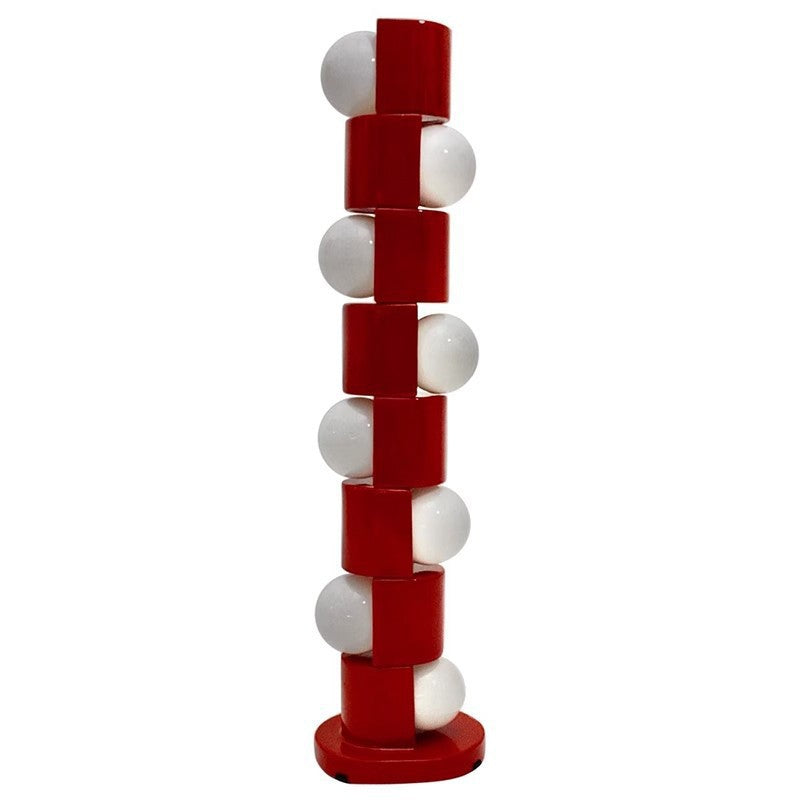 Skulpturale Stehleuchte mit elegantem Globusdesign