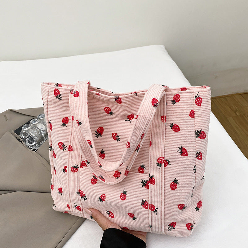 Verspielte Erdbeer-Print Corduroy Tragetasche Brehn