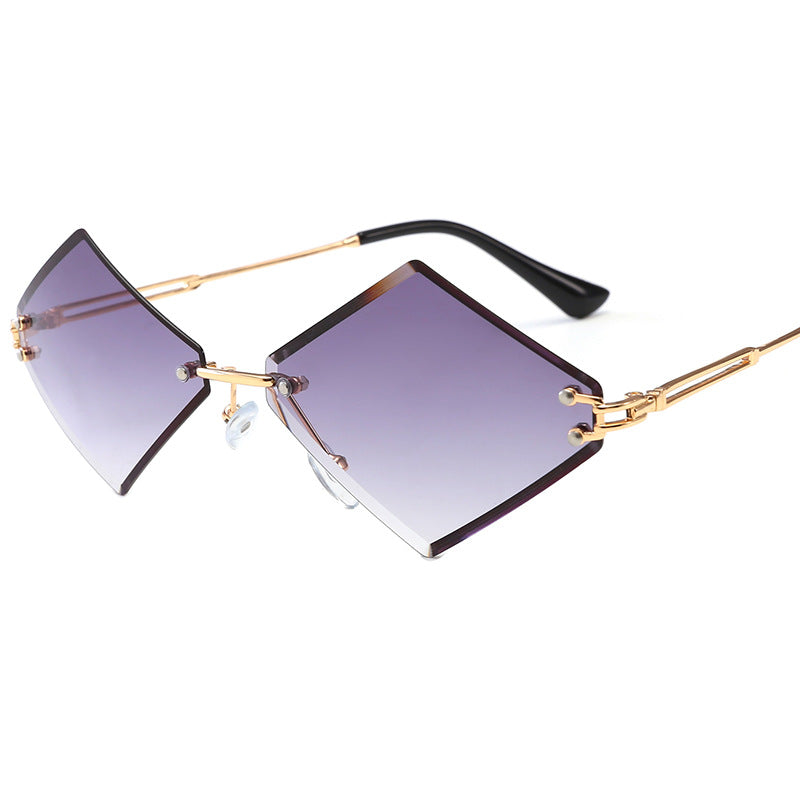 Damen modische geometrische Sonnenbrille mit verspiegelten Gläsern Brehn