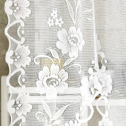 Elegante florale Spitzenfenstervorhänge