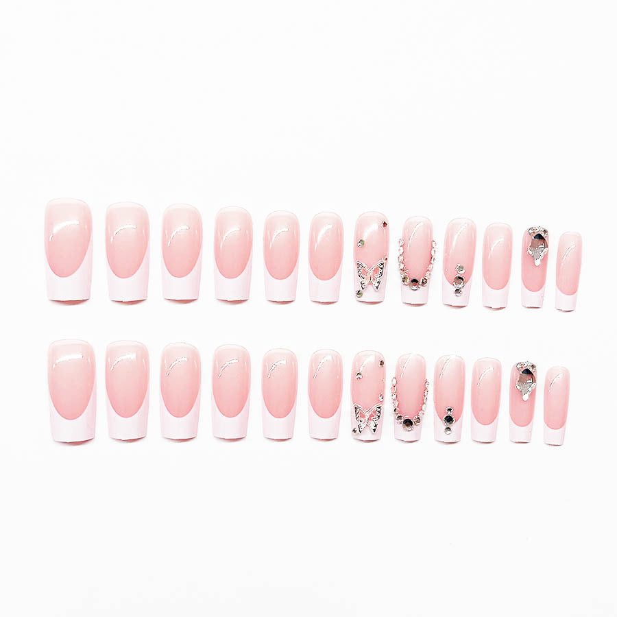 Kunstnagelset mit eleganten Strass- und Glitzerverzierungen Brehn