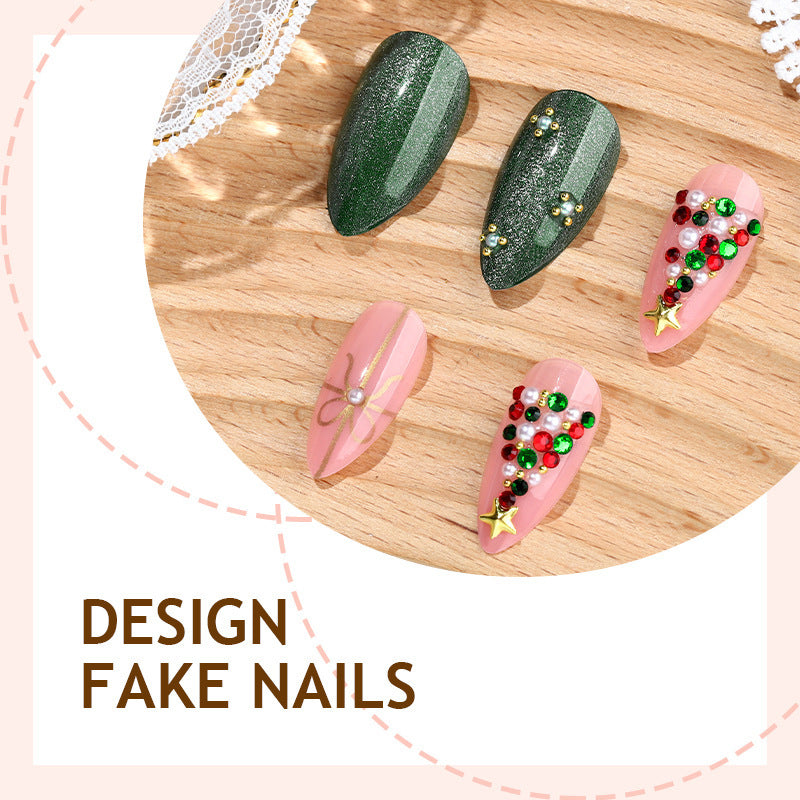 Kunstnagelset mit funkelnden Weihnachtsmotiven Brehn