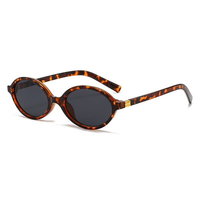 Damen modische ovale Brille mit goldenen Akzenten Brehn
