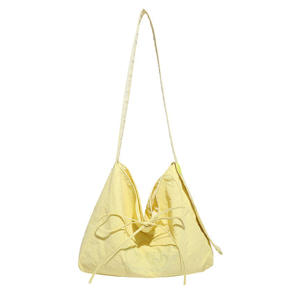 Stylische Minimalistische Slingtasche