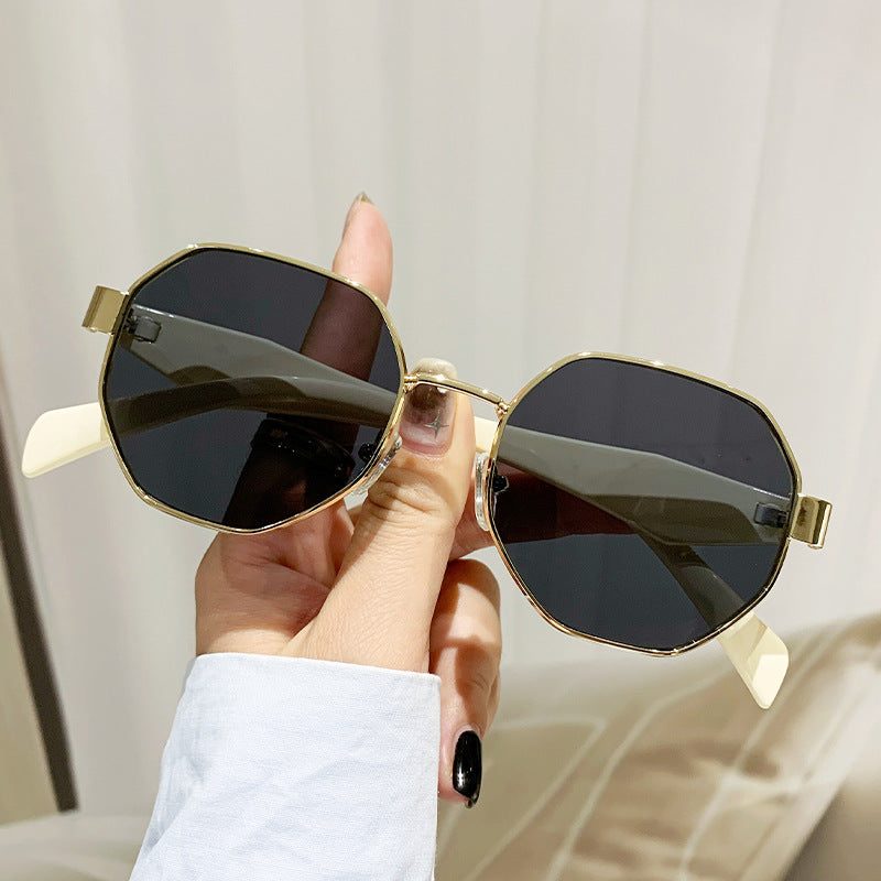 Damen modische Sonnenbrille mit hochwertigem rechteckigem Rahmen und UV-Schutz Brehn