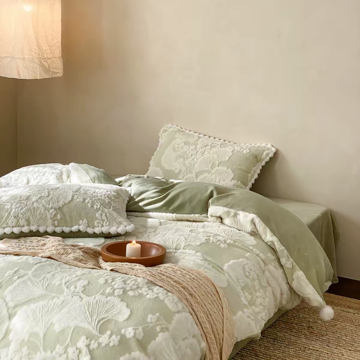 Geplüschtes Chenille Floral Bettbezug Set mit Pom-Pom Besatz