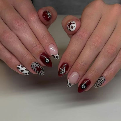 Künstlerisches Tierdruck Nageldesign-Set