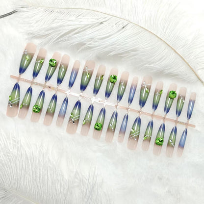 Kunstnägel mit elegantem Farbverlauf und Glitzerakzenten Brehn