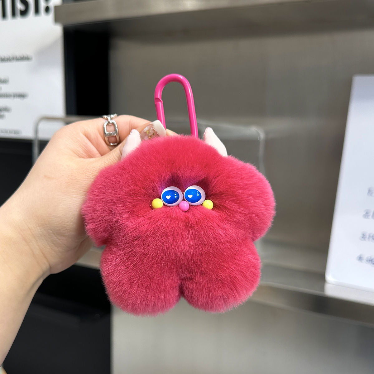 Flauschige Charakter Schlüsselanhänger Charm Brehn