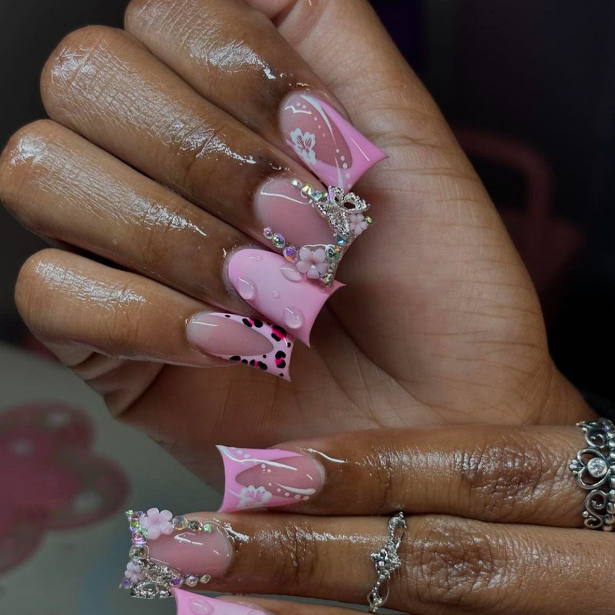 Künstlerische Mainstream Nagelkunst Extensions Brehn