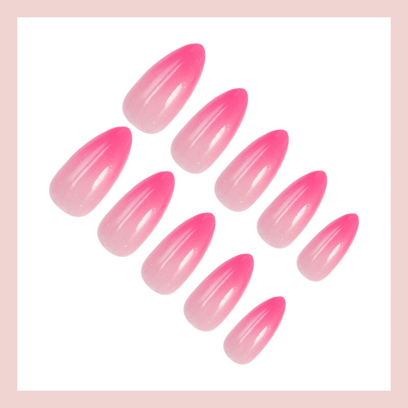 Kunstnägel mit elegantem Ombre-Design Brehn