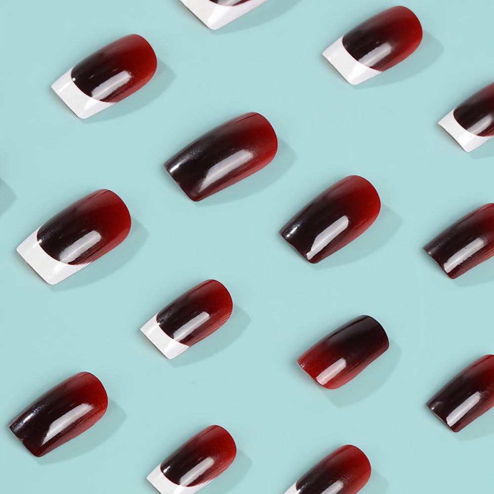 Elegante French Tip Kunstnägel Brehn