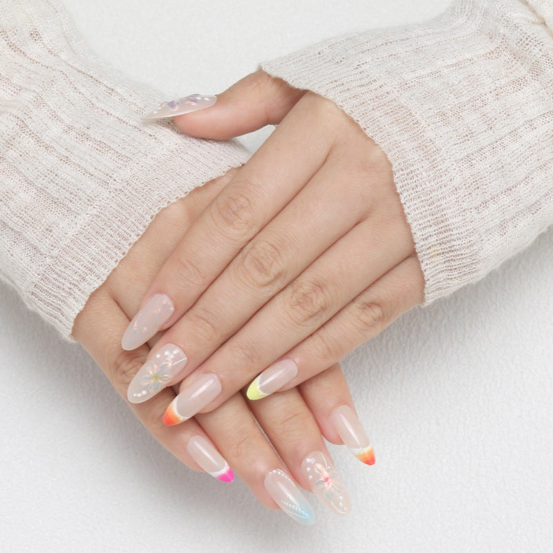 Kunstvolle Nagelset mit floralen Motiven Brehn