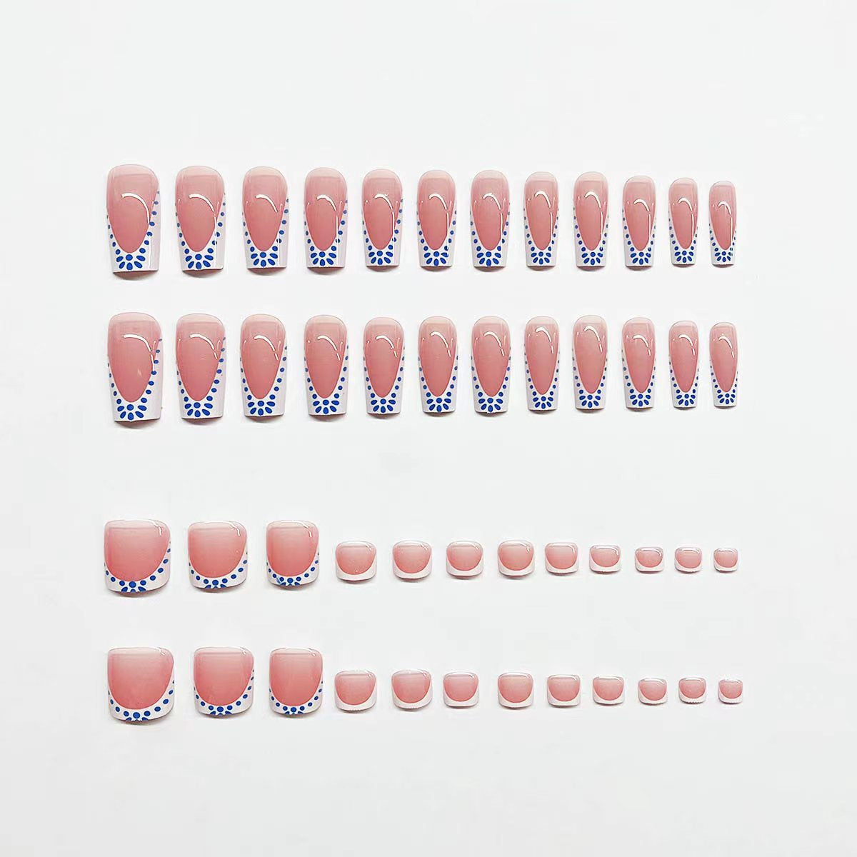 Künstlerische French Tip Nagelverzierungen Brehn