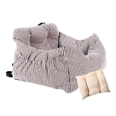 Gemütliches gestreiftes Hundebett