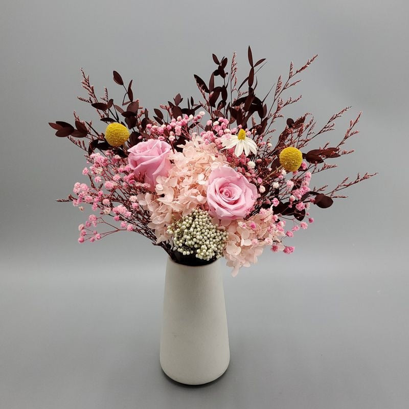 Getrocketer Blumenstrauß
