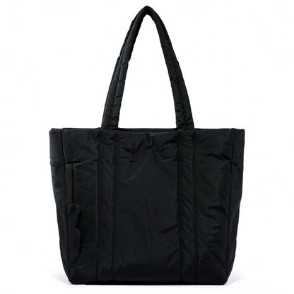 Isolierte Reisetasche
