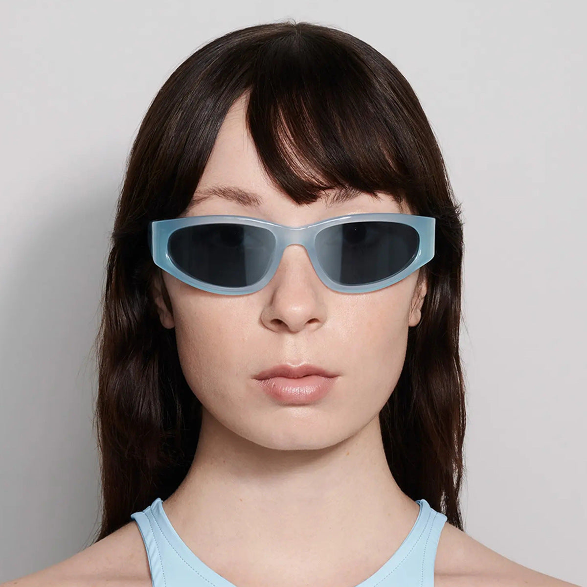 Damen modische Sonnenbrille im futuristischen Stil Brehn