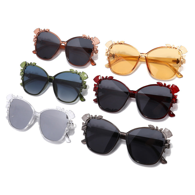 Glamouröse Cat-Eye-Sonnenbrille mit Kristallverzierungen Brehn