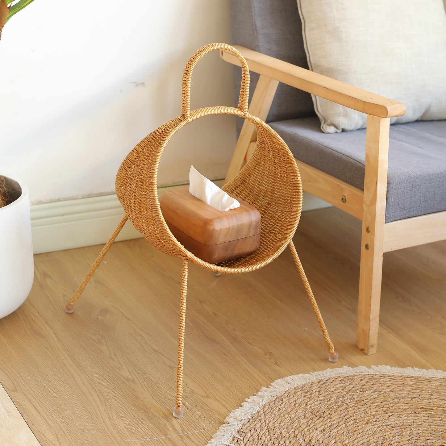 Unisex Designkorb mit geschwungener Form und ergonomischem Tragegriff Brehn