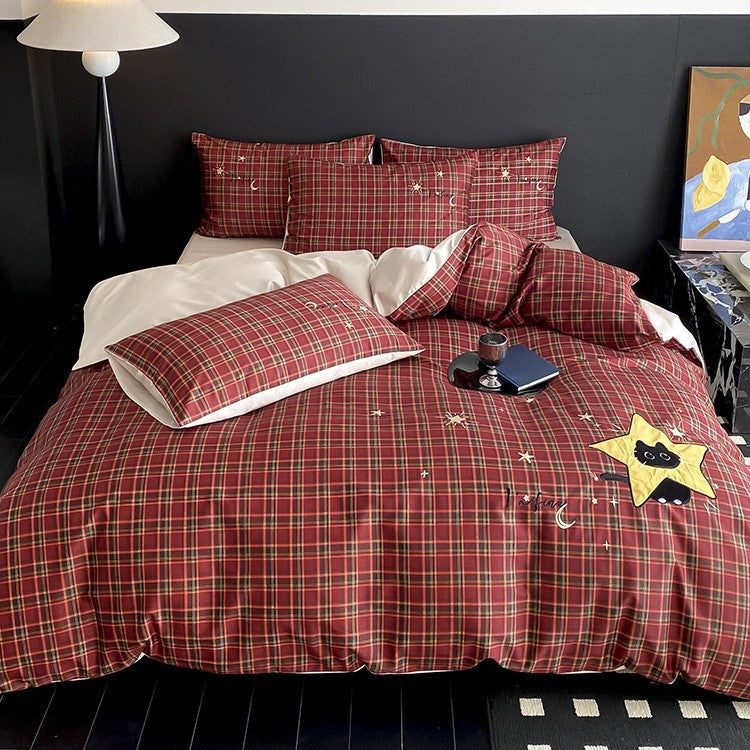 Kariertes Baumwoll-Perkal-Bettwäsche-Set mit tartan-appliziertem Bärenrelief