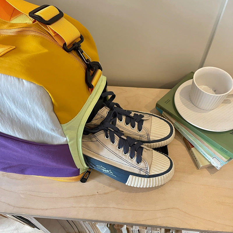 Sportliche Tragetasche Mit Modernem Design Und Mehreren Fächern Brehn