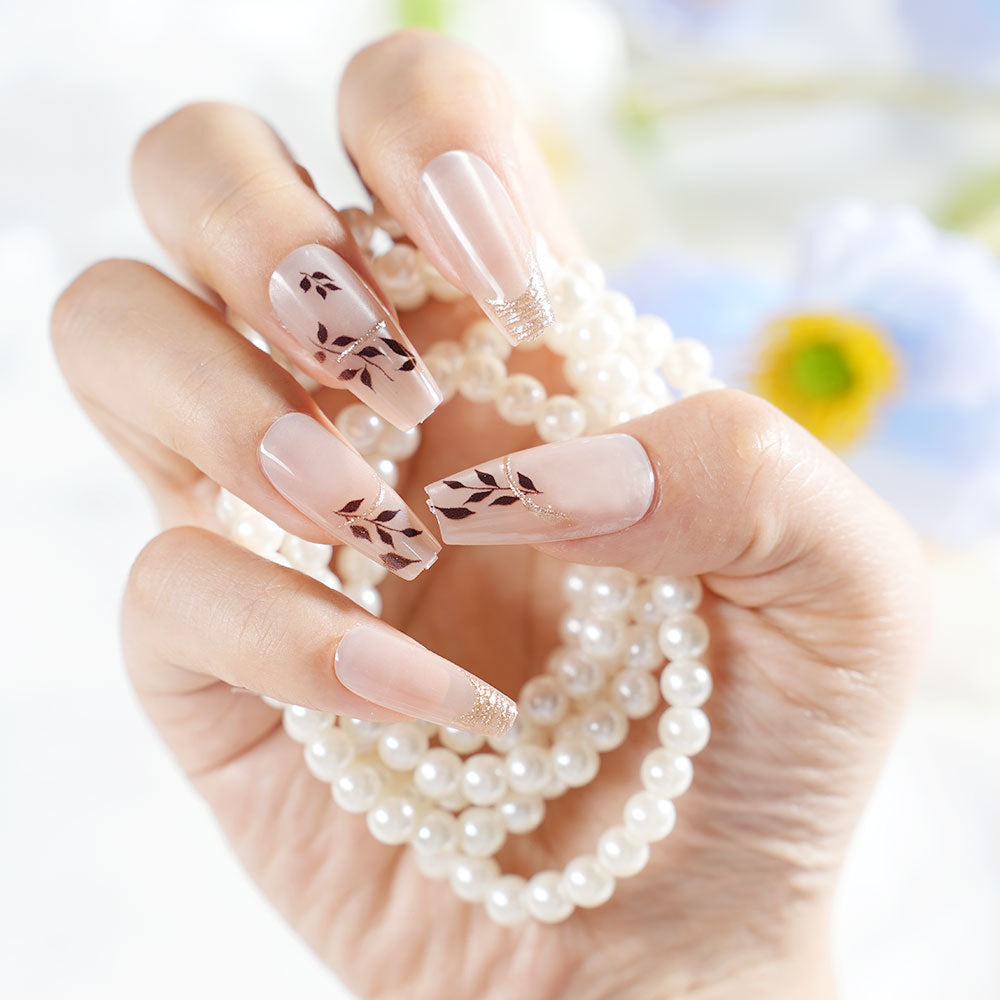 Artistic Nail Design Brehn