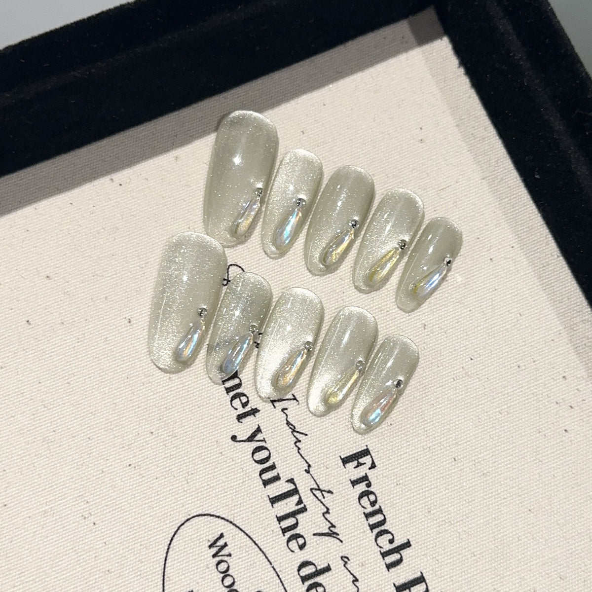 Glitzerndes Glitzer Press-On Nagelkunst Set