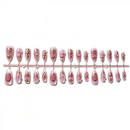 Dekoratives Press-On-Nagelset mit floralen Akzenten Brehn