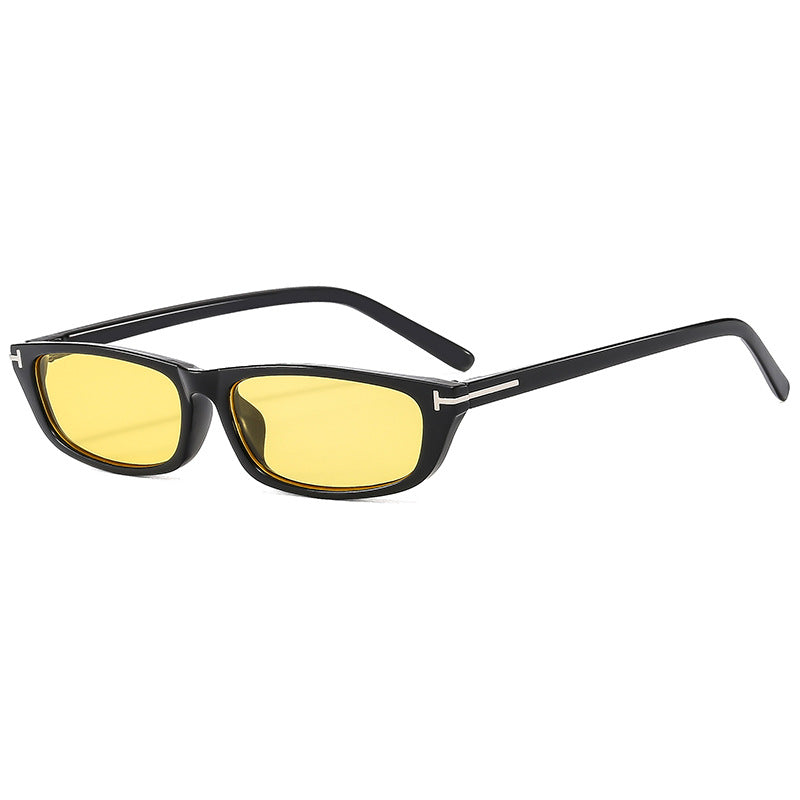 Damen modische Sonnenbrille im auffälligen Retro-Stil Brehn
