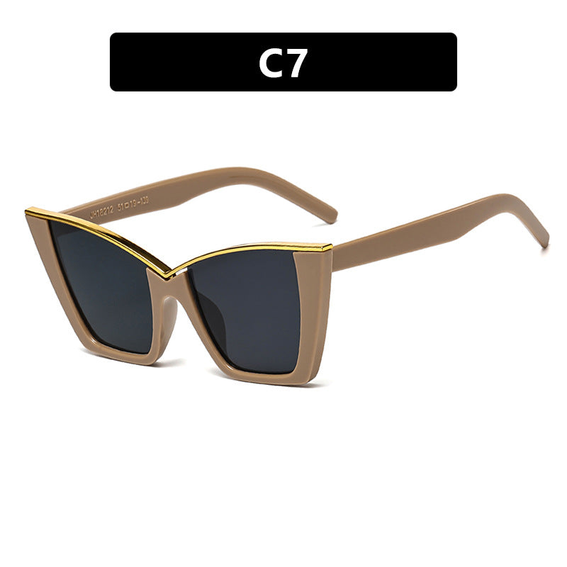 Damen extravagante Sonnenbrille mit einzigartigem Design und goldenen Akzenten Brehn