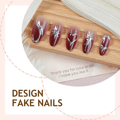 Kunstnagelset mit eleganten floralen Designs Brehn