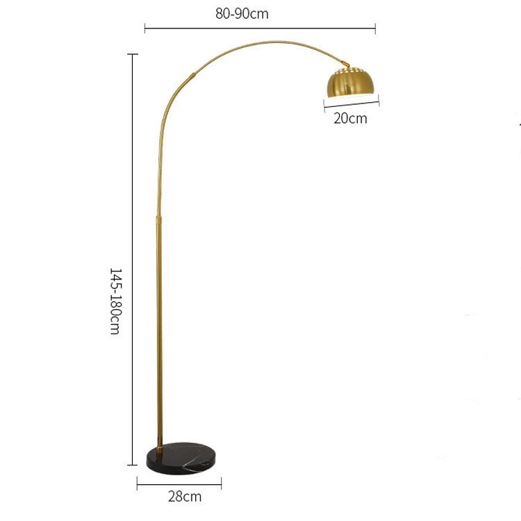 Bogenfußlampe mit verstellbarer Höhe und elegantem Schirm