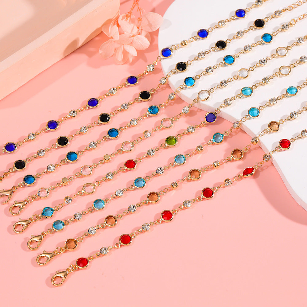 Elegante mit Kristallen verzierte Armband Brehn